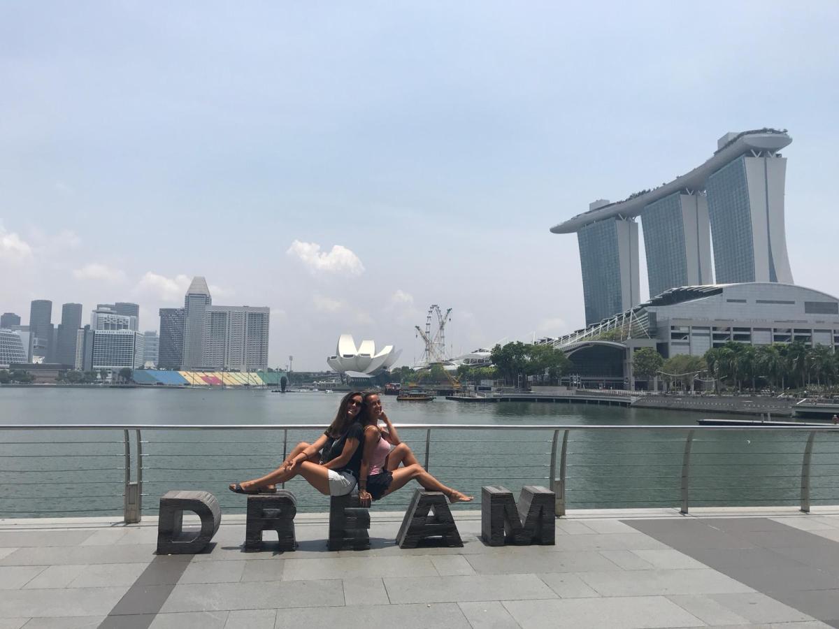 From London to New Delhi in one hour – Singapore